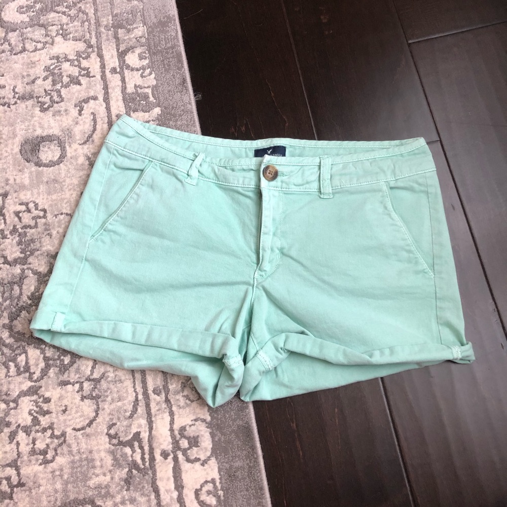 American Eagle Pastel Green Denim Shorts Sz 8